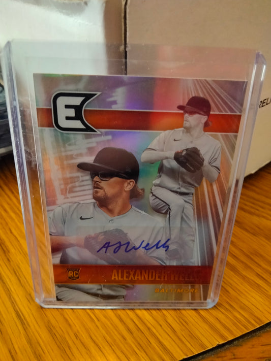 2022 Panini Chronicles Essentials Refractor Rookie Auto Alexander Wells Orioles