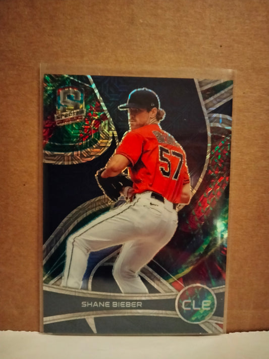 2022 Panini Chronicles Spectra Psychedelic PRIZM  #85 Shane Bieber Indians