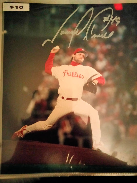 Tommy Greene Signed 8 x 10 Philadelphia Phillies