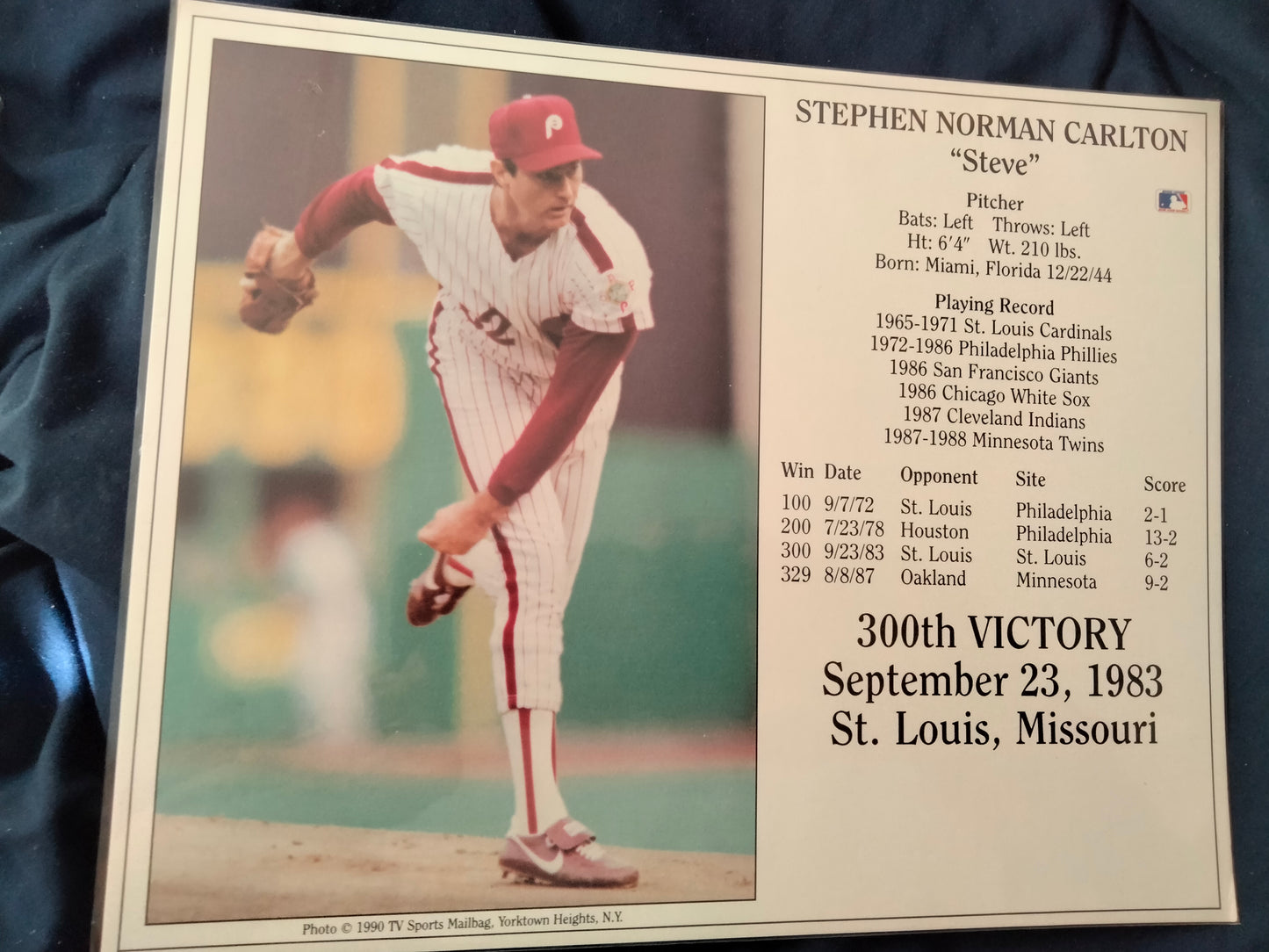 Steve Carlton 300th Victory TV Sports Mailbag 1990 8 x 10 Photo