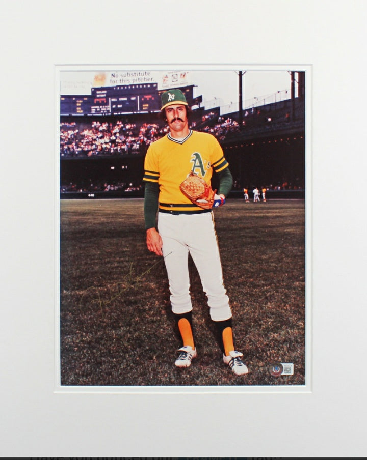 Rollie Fingers Signed Athletics 16x20 Custom Matted Photo Display (Beckett)