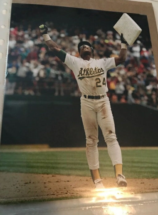 1990 Oakland Athletics RICKEY HENDERSON Glossy 8x10 Photo Baseball Print HOF 09